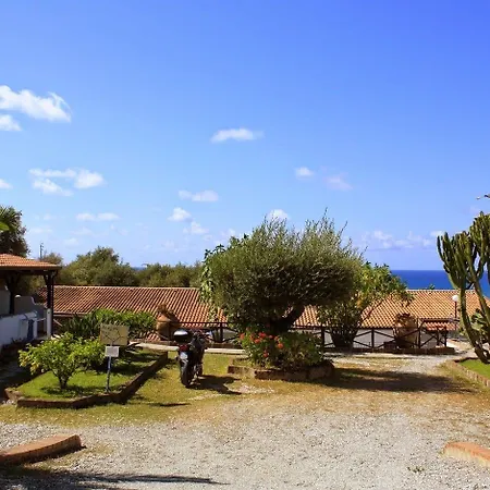 Hotel Futura Style Dolomiti Sul Mare 4*