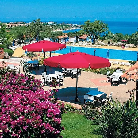 Futura Style Dolomiti Sul Mare 4*